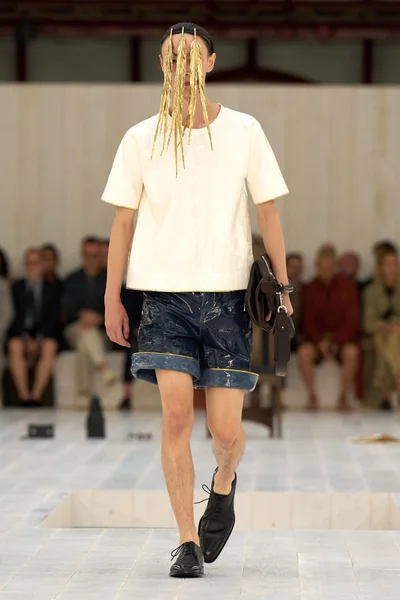 Look 41